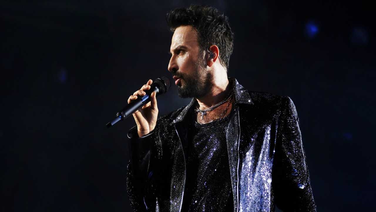Megastar Tarkan, müzikseverlerle yedi yıl aradan sonra İstanbul sahnesinde buluştu.