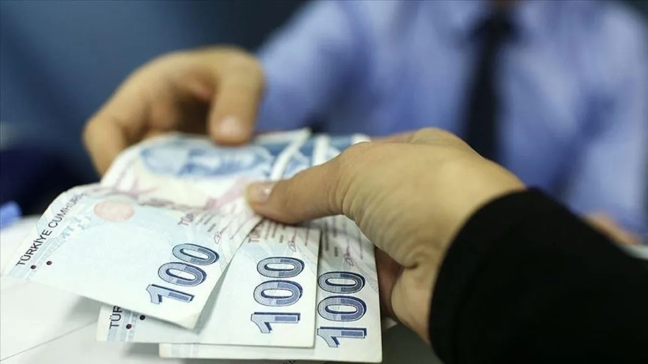En düşük emekli maaşının 20 bin TL’ye yükseltilmesinin ardından milyonlarca