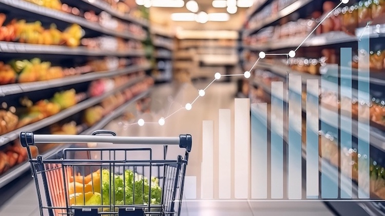 Döviz piyasalarında haftanın ortasına hareketli bir başlangıç yapıldı. Dolar/TL kuru