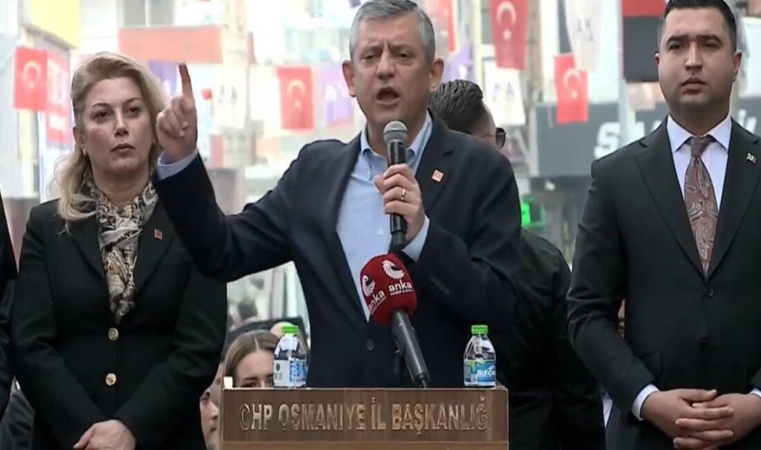 CHP Genel Başkanı Özgür Özel, Osmaniye’de partisinin İl Başkanlığı’nı ziyaret